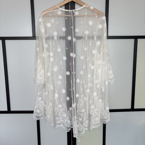 Torrid Sheer Lace Kimono Duster Ivory SZ 1 Floral Romantic Boho Cottage Beach - Picture 9 of 12
